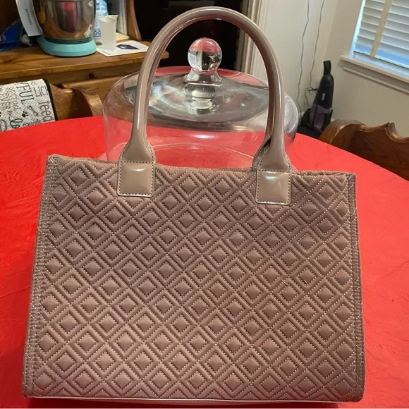 Tory Burch purse - Picture 2 of 7